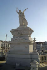 cementerio de reina