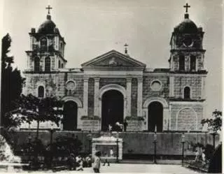 foto antigua de la catedral de santiago de cuba