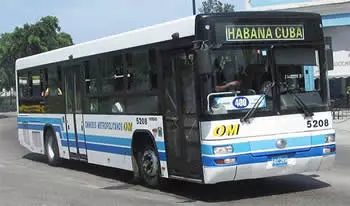 ómnibus urbano en la habana